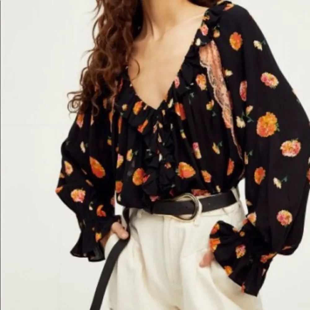Free People Poppy Floral V-Neck Bodysuit size XS - Picture 6 of 6